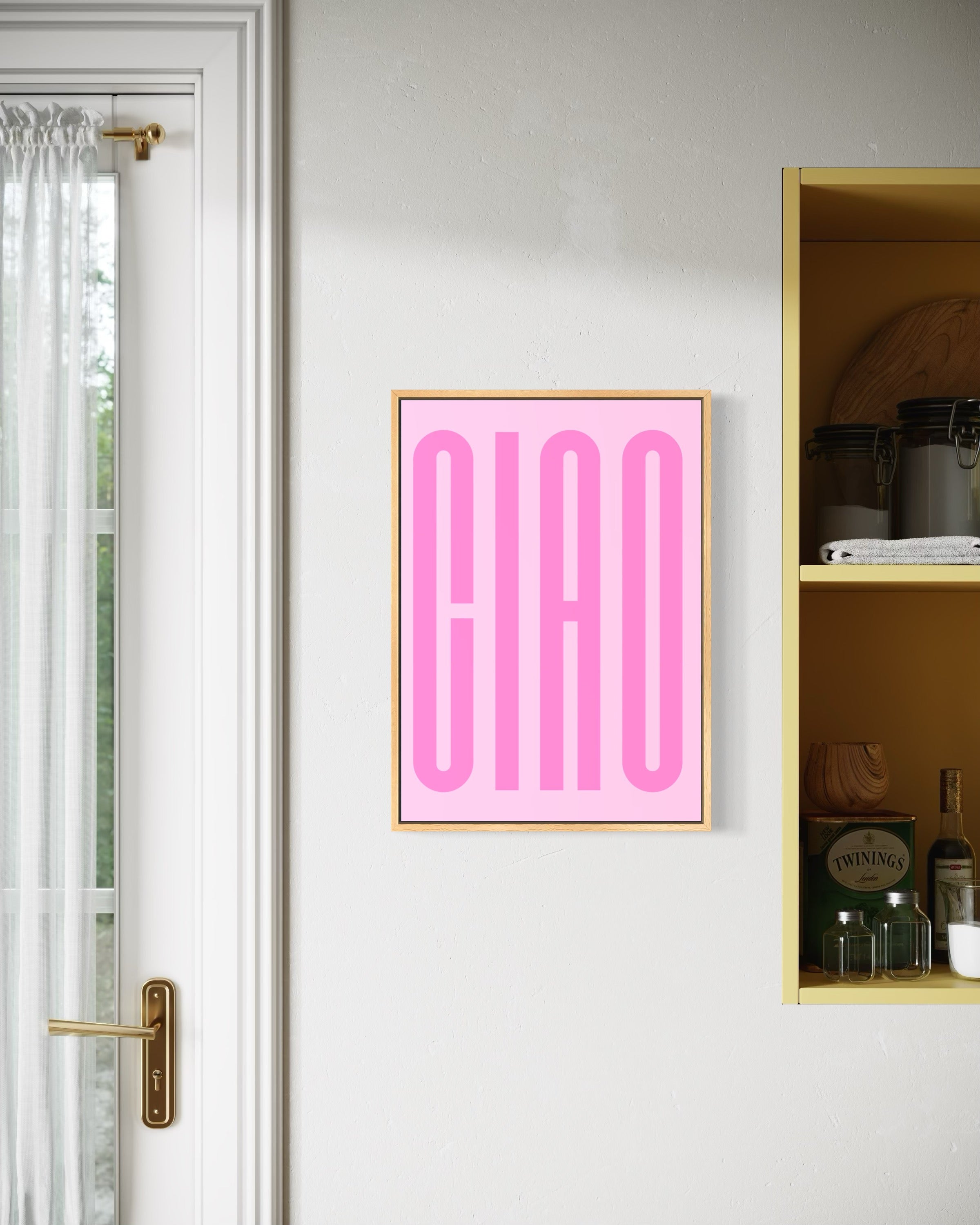 Wort "Ciao" in Großbuchstaben in blau und rosa Hintergrund 